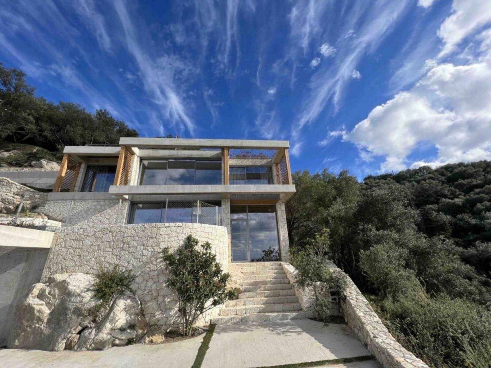 e275301db7b6770497f0cbeb1ff5d64c_1706282690