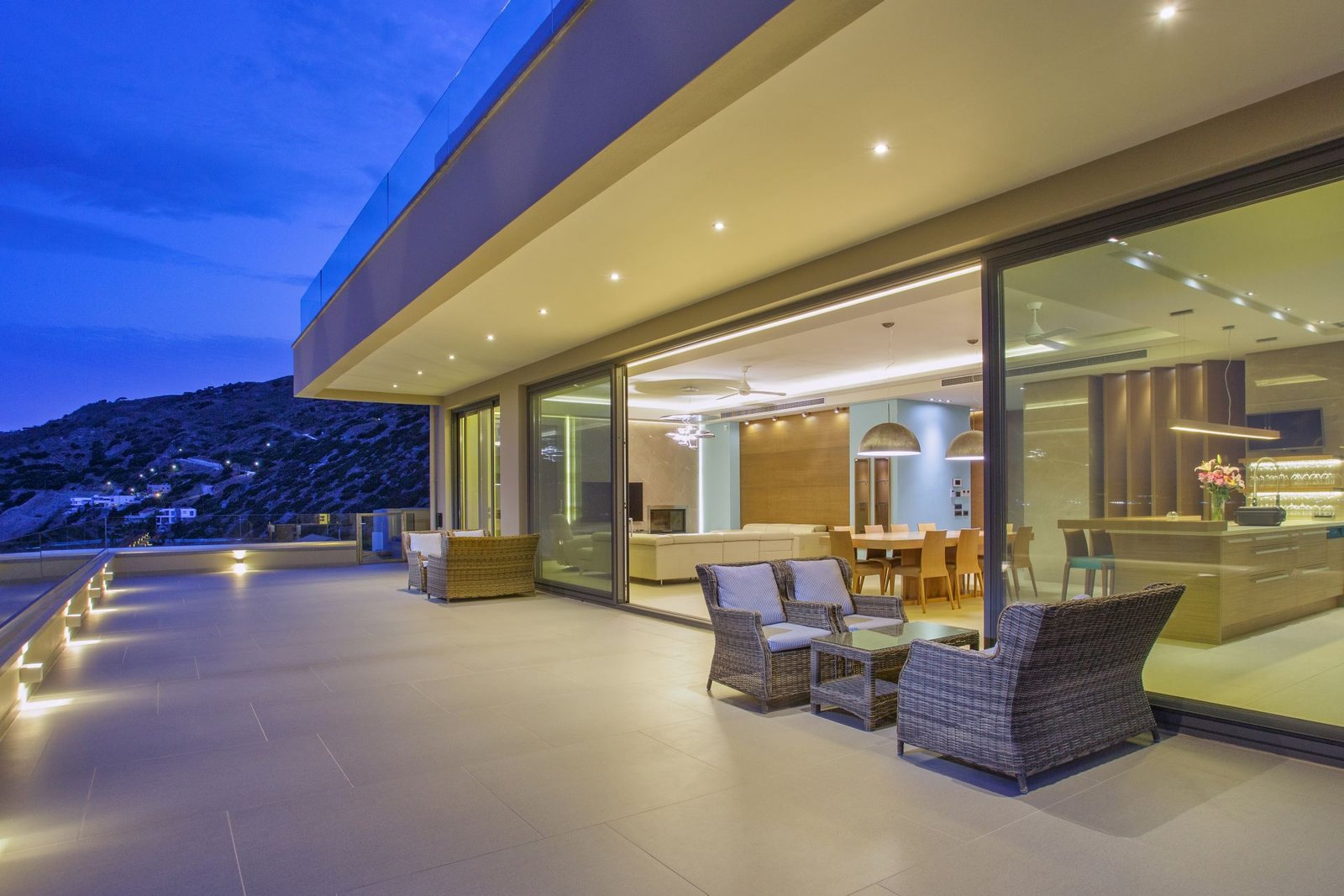 e7913e4816f2754561e85fc2b3d4efdb_1650445759