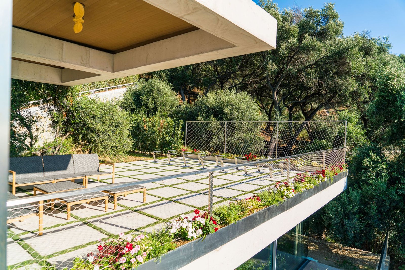 fa3303a87f3146a83f51ee413e364748_1706274353